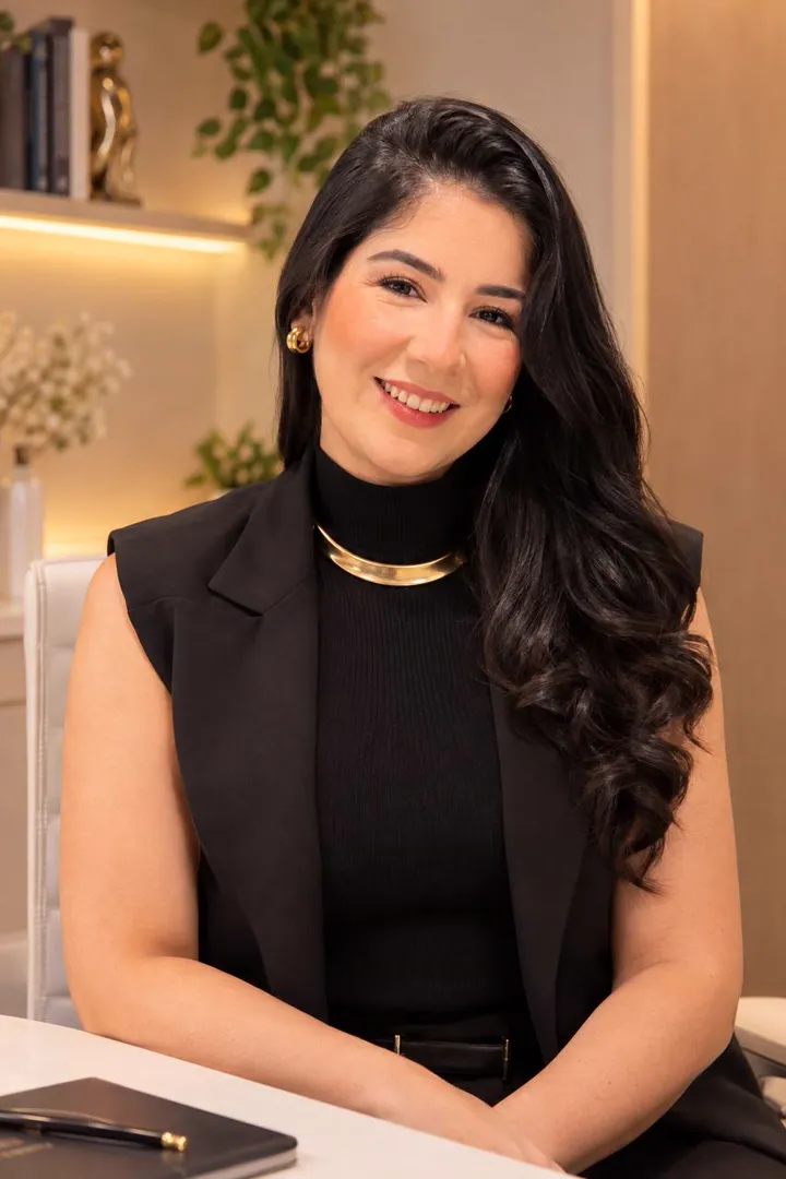 Lizia Evny, psicóloga